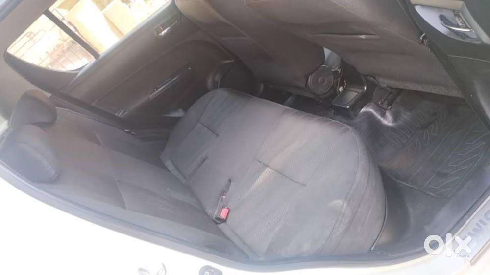 Maruti Suzuki Swift 2011-2014 Vxi, 2012, Petrol