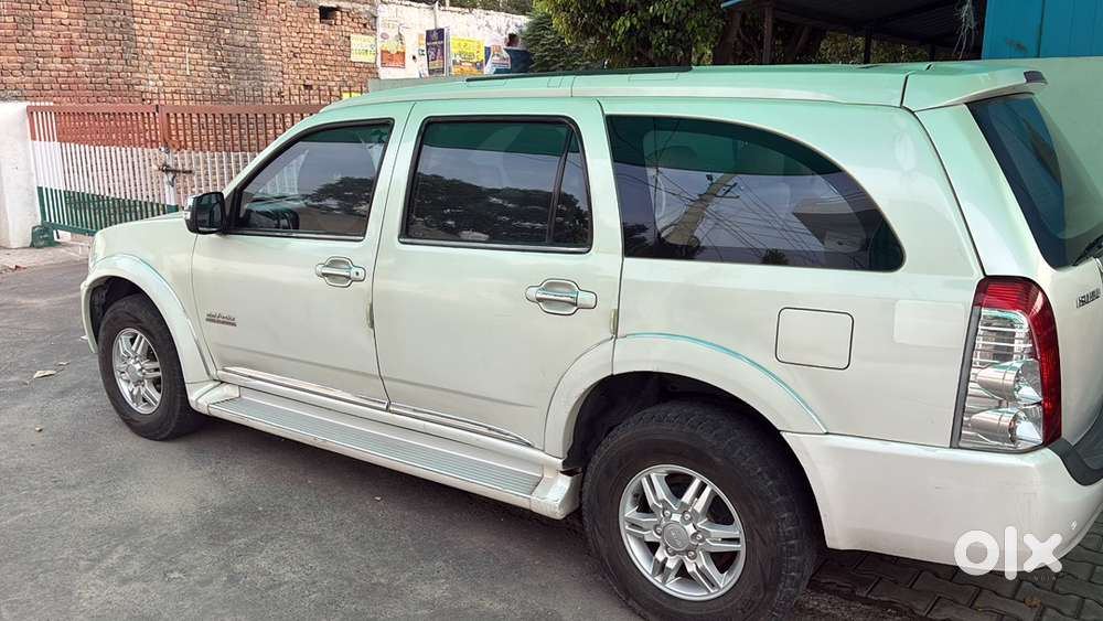 Isuzu Mu 7 Diesel 2015
