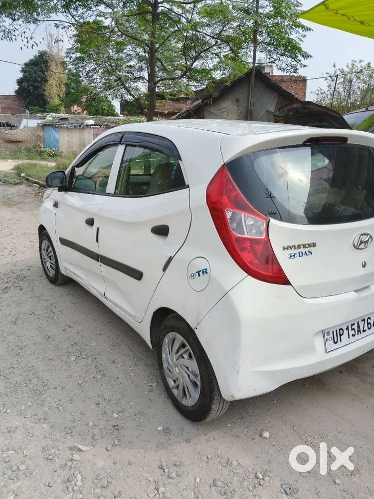Hyundai Eon Magna 2012