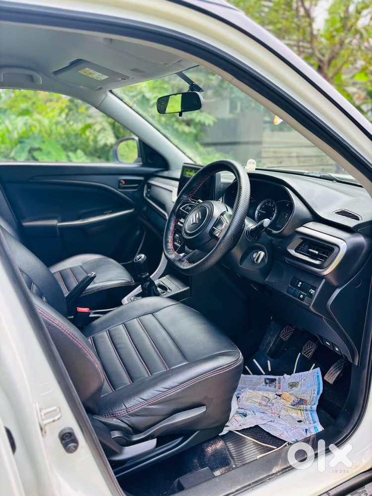 Maruti Suzuki Brezza 1.5 Vxi Smart Hybrid, 2023, Petrol