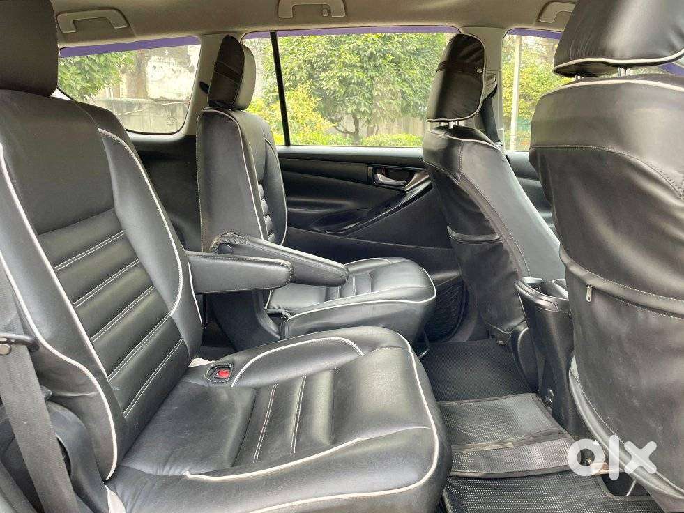 Toyota Innova Crysta 2.4 G Mt, 2019, Diesel