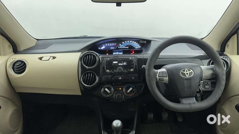 Toyota Etios Liva 2014-2016 Vx, 2017, Petrol