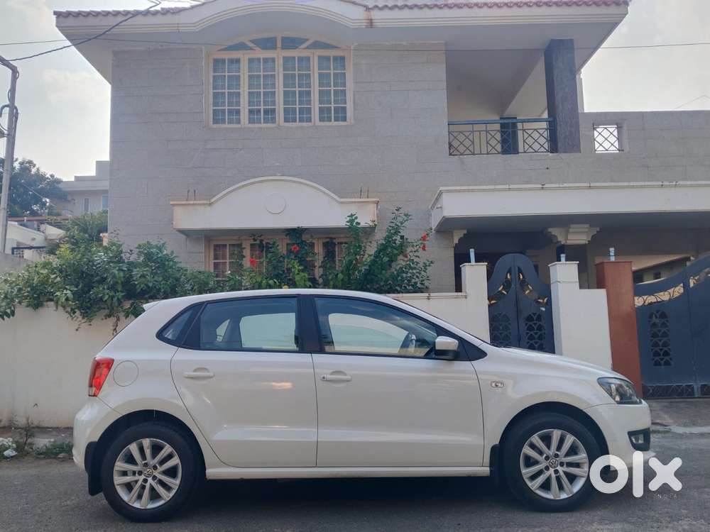 Volkswagen Polo Petrol Highline 1.2l, 2012, Petrol