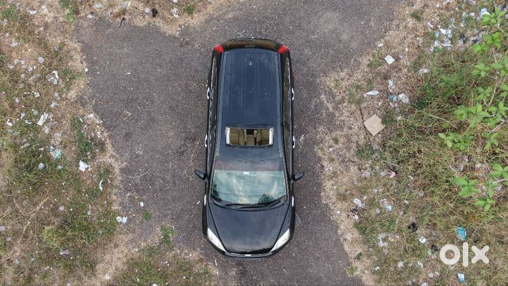 Well Maintained Honda Crv-2.4 4wd With Petrol And Cng Option