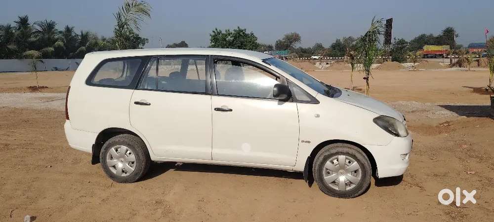 Toyota Innova 2007 Diesel 400000 Km Driven