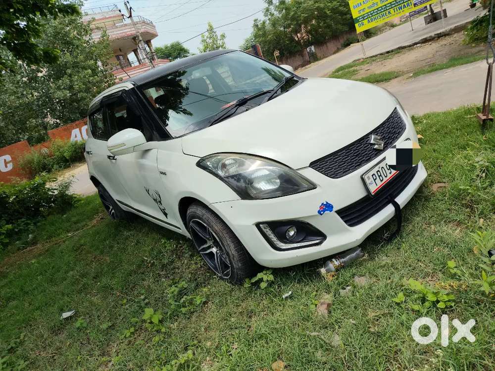 Maruti Suzuki Swift Vxi 2015 Petrol.good Alloys Tyers, Insaurance Vali