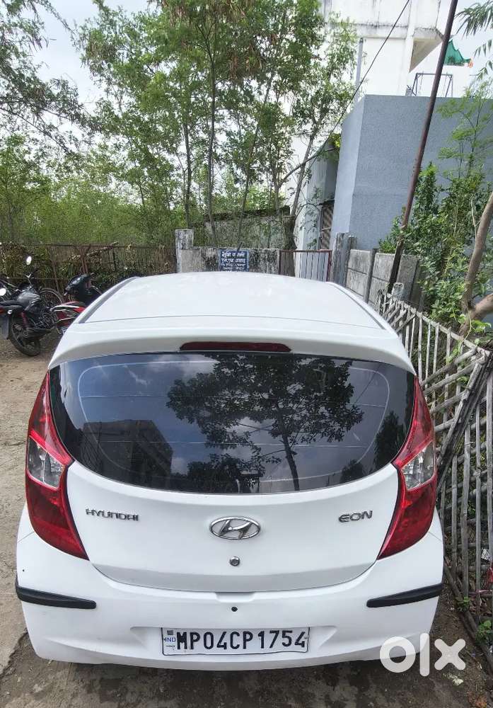 Hyundai Eon 2015 Petrol Well Maintained