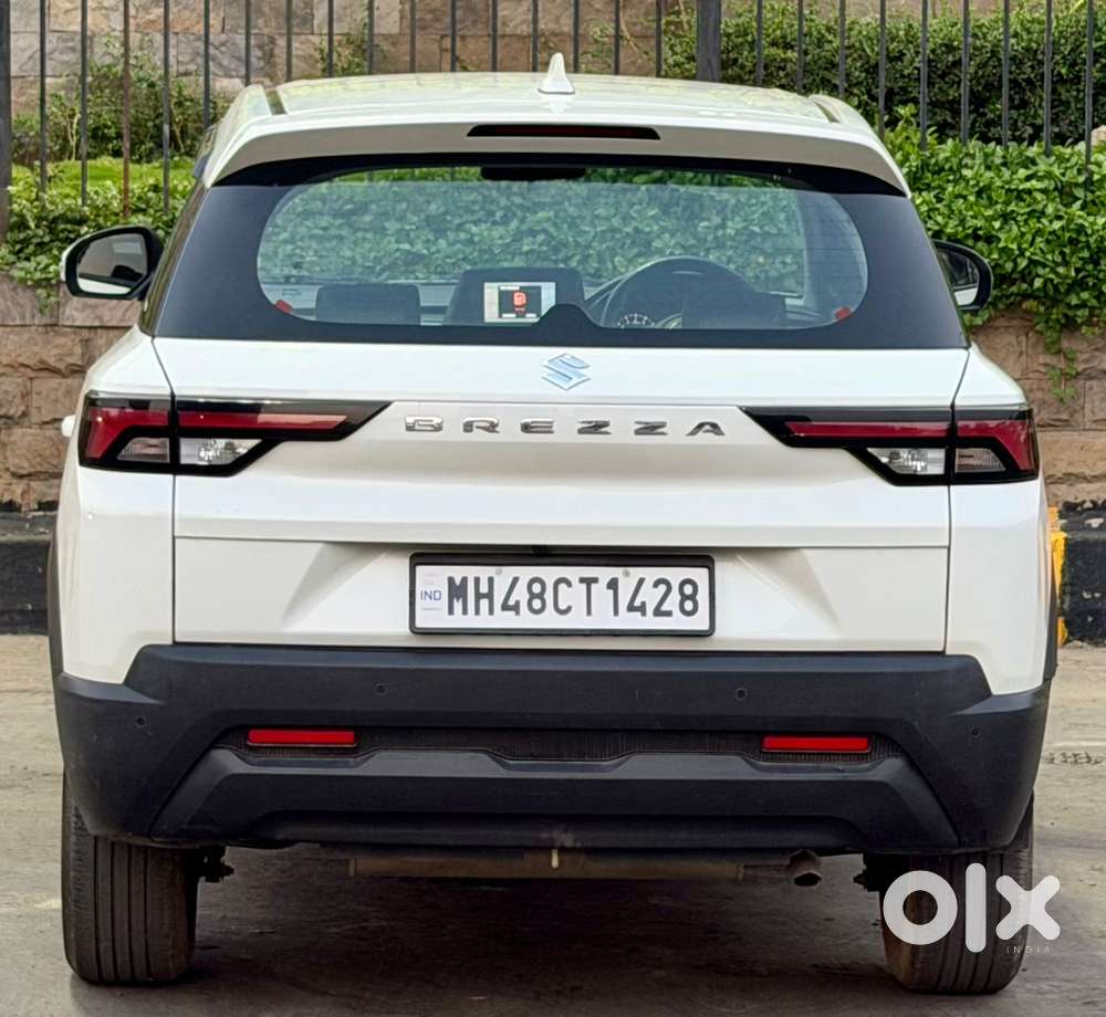Maruti Suzuki Brezza 1.5 Vxi Smart Hybrid, 2023, Petrol