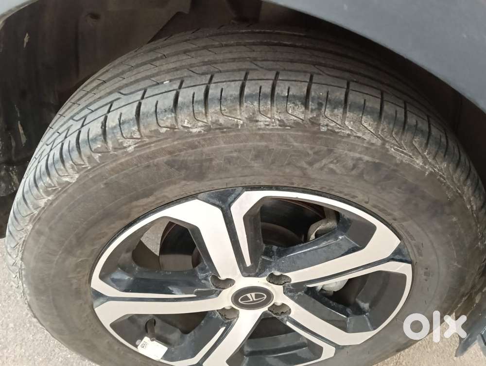 Tata Nexon 1.2 Revotron Xza Plus (o) Amt, 2023, Petrol