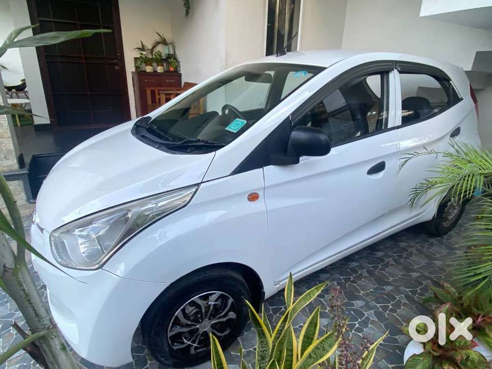 Hyundai Eon 2013 Variant