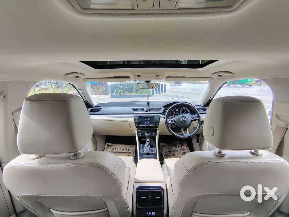 Skoda Superb [ ] 1.8 Style Tsi At, 2016, Petrol