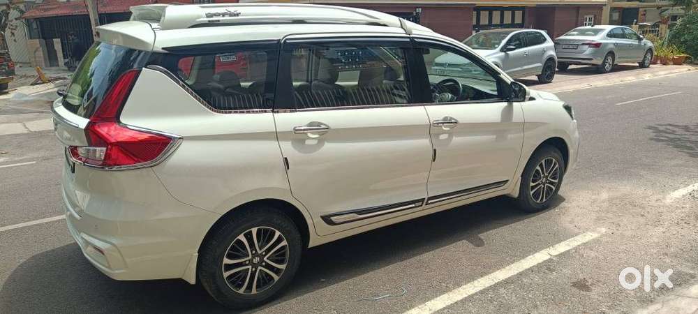 Maruti Suzuki Ertiga ZXI SHVS, 2022, Petrol