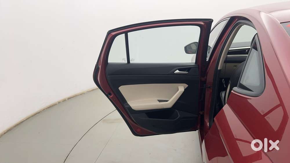 Volkswagen Virtus Highline Plus 1.0 Tsi At, 2024, Petrol