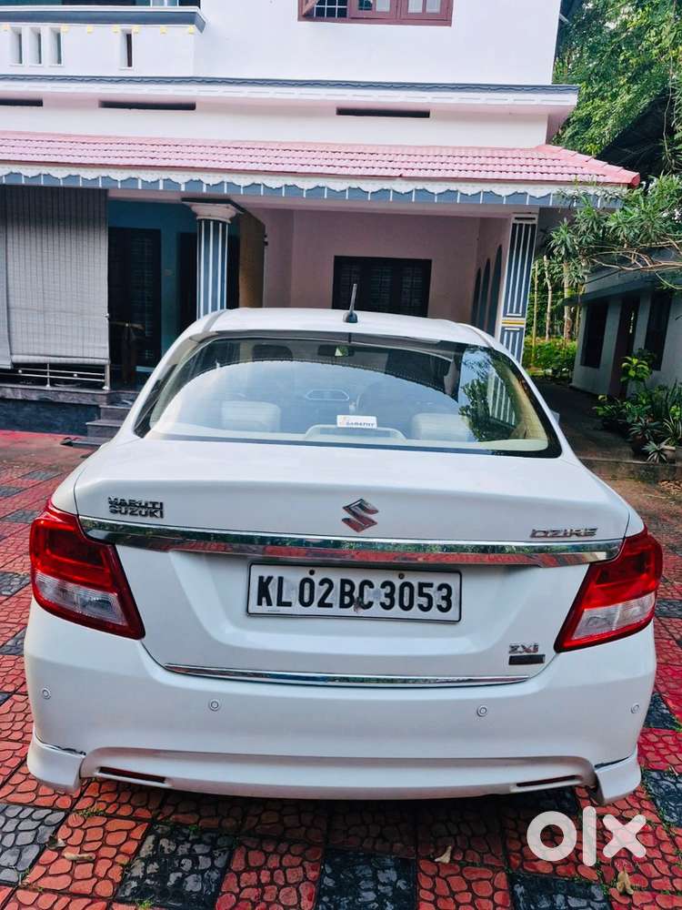 Maruti Dzire Petrol 2017 - Urgent Sale