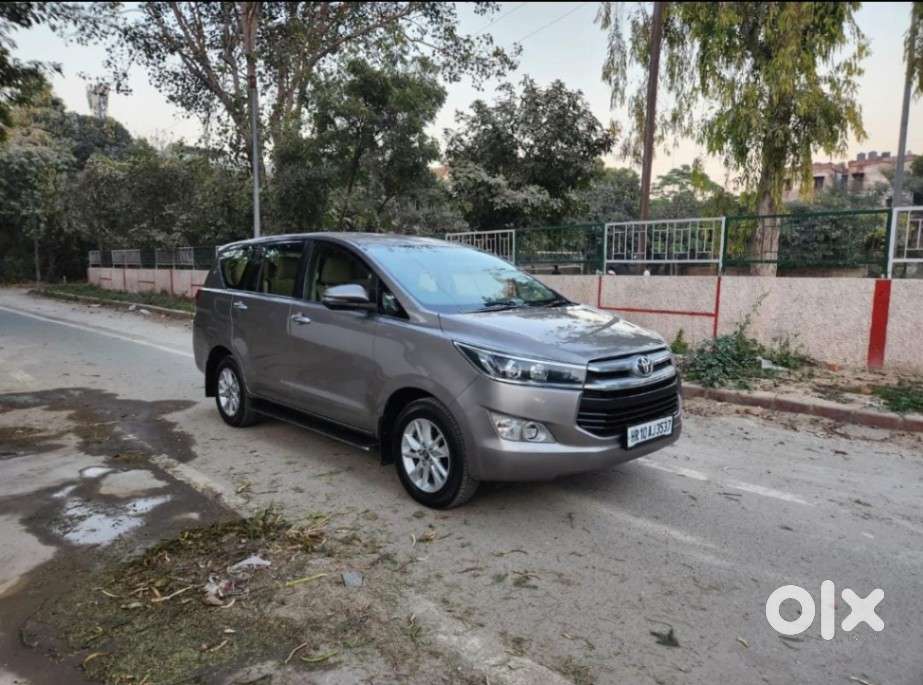 Toyota Innova Crysta