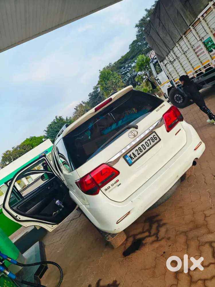 Toyota Fortuner Legender 2015