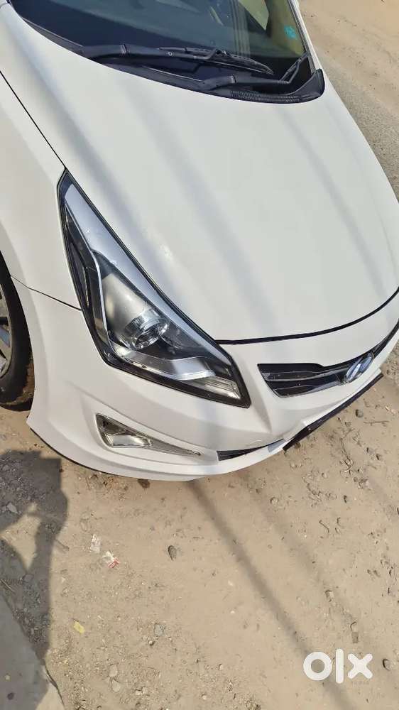 Hyundai Verna 2015