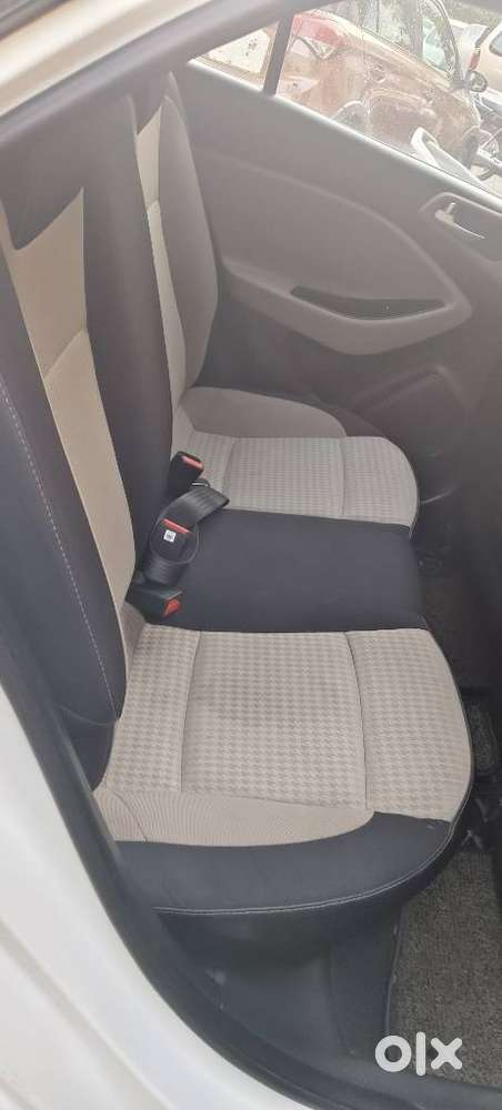 Hyundai I20 Sportz 1.2 Mt, 2020, Petrol