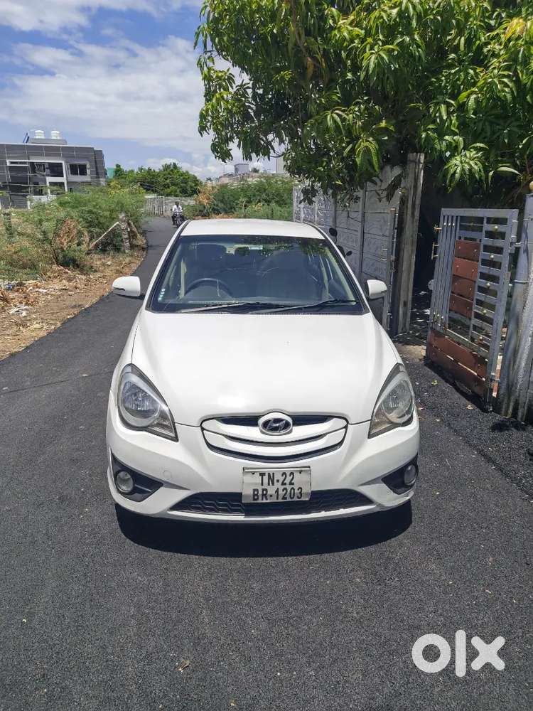 Hyundai Verna Sx 2010 Car