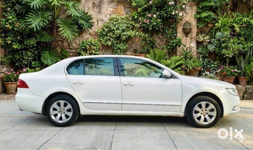 Skoda Superb 1.8 Elegance Tsi At, 2011, Petrol