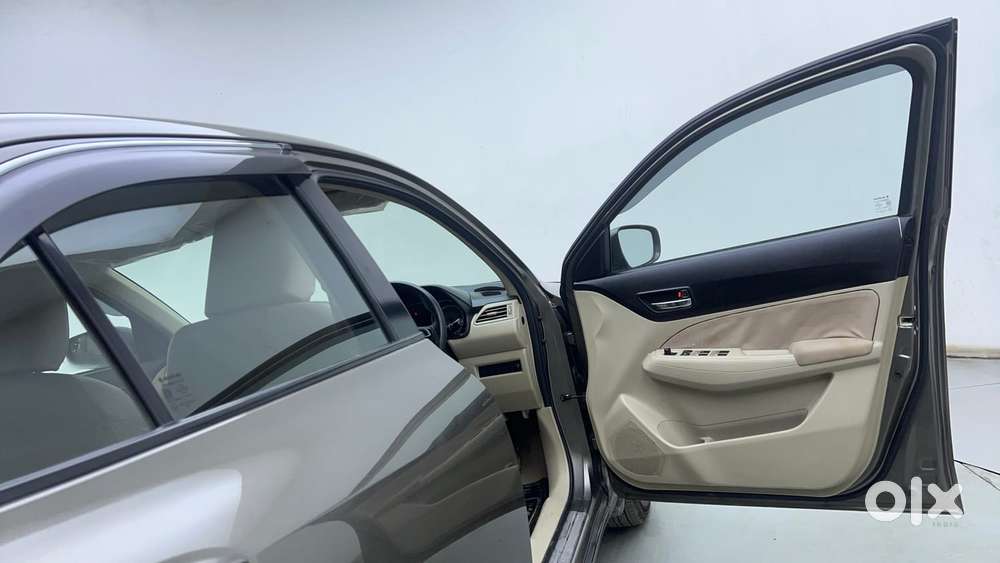 Maruti Suzuki Dzire Vdi Amt, 2017, Diesel