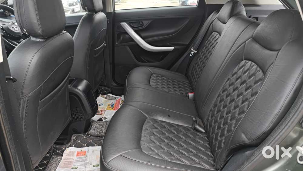 Tata Nexon 1.2 Revotron Xma Amt (s), 2022, Petrol