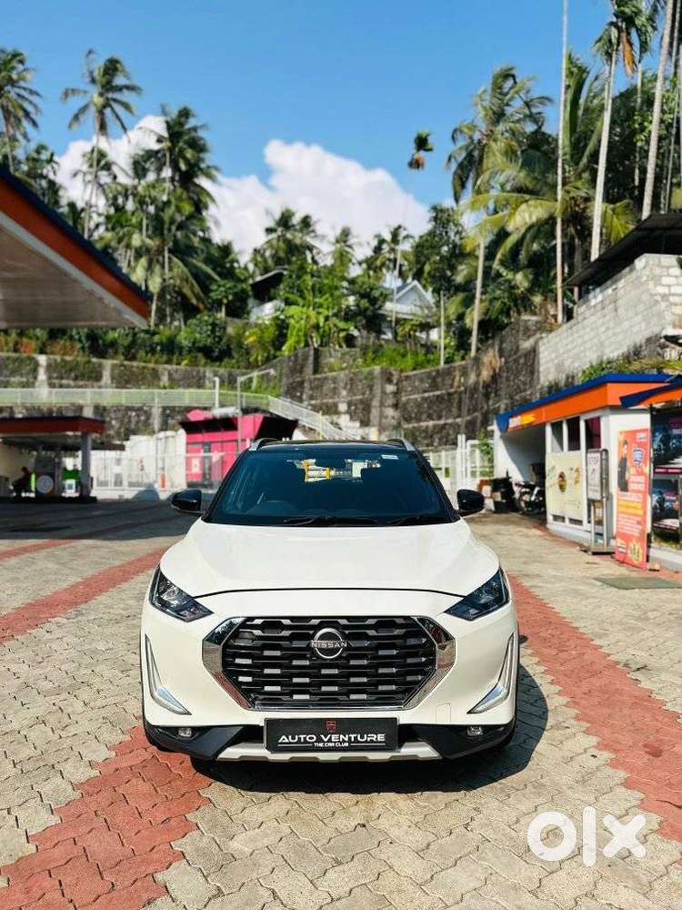 Nissan Magnite 1.0 Xv Premium Turbo Cvt, 2022, Petrol