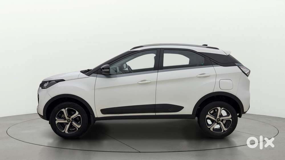 Tata Nexon 1.2 Revotron Xza Plus Premium, 2021, Petrol