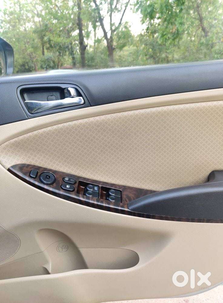 Hyundai Verna Fluidic 1.6 Vtvt Sx Opt, 2013, Petrol