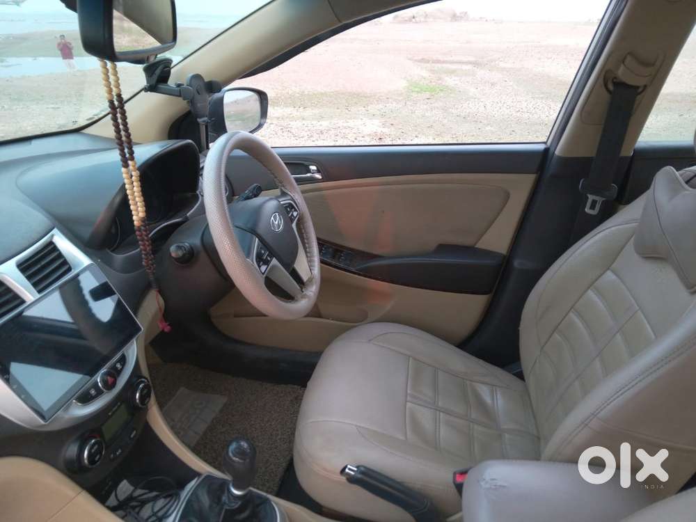 Hyundai Verna Fludic Sx Vtvt