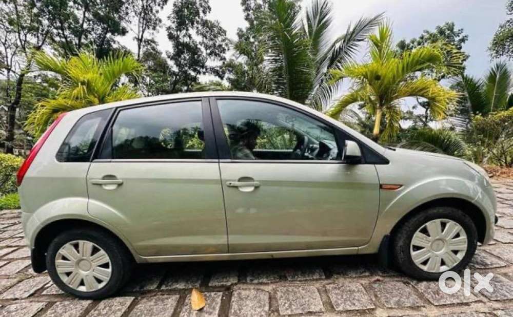 Ford Manual Petrol 2011