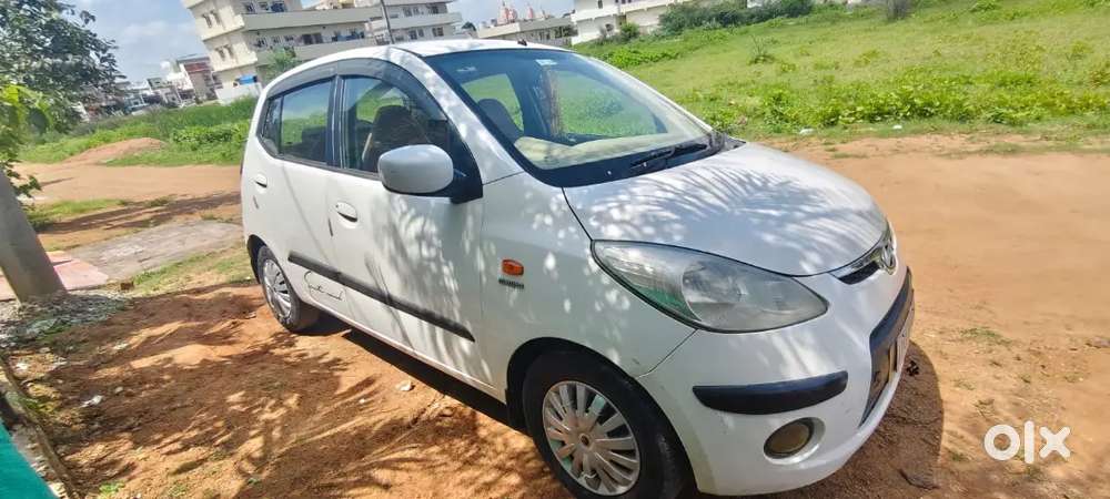 Hyundai I10 1.2 Sportz 2010