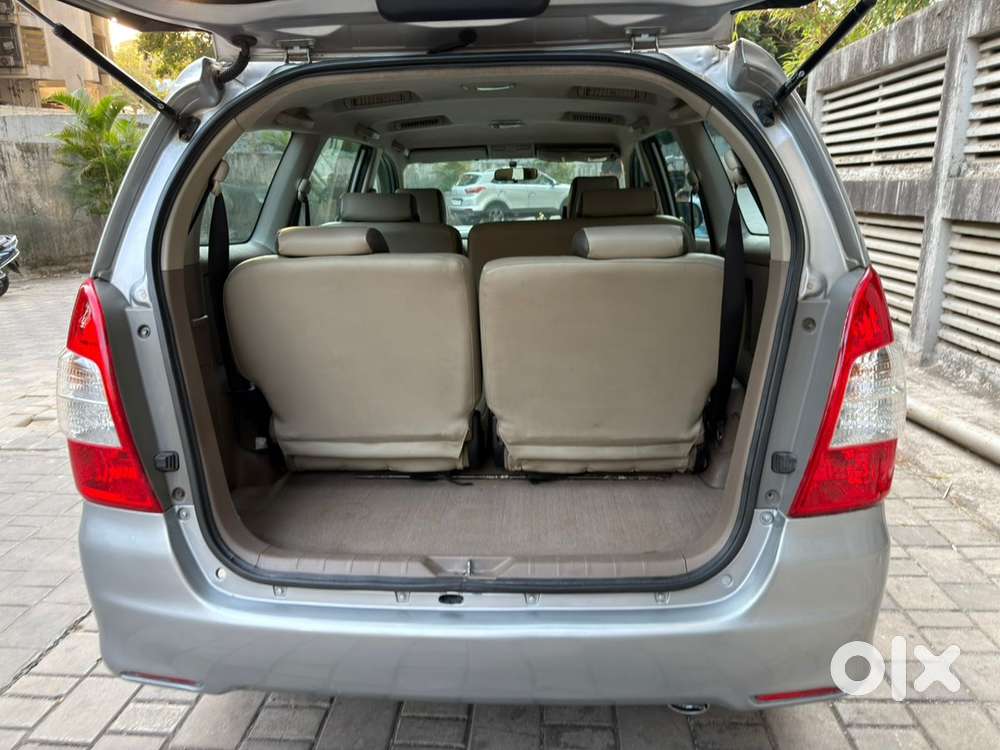 Toyota Innova 2015 Diesel 183000 Km Driven