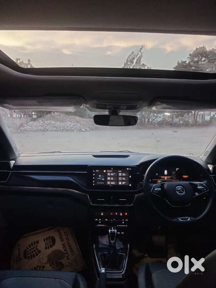 Skoda Kushaq Style 1.5 Tsi At 6 Airbag Dsg