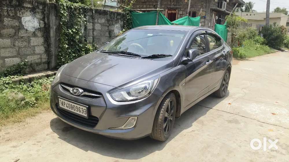 Hyundai Verna 2011 Diesel At