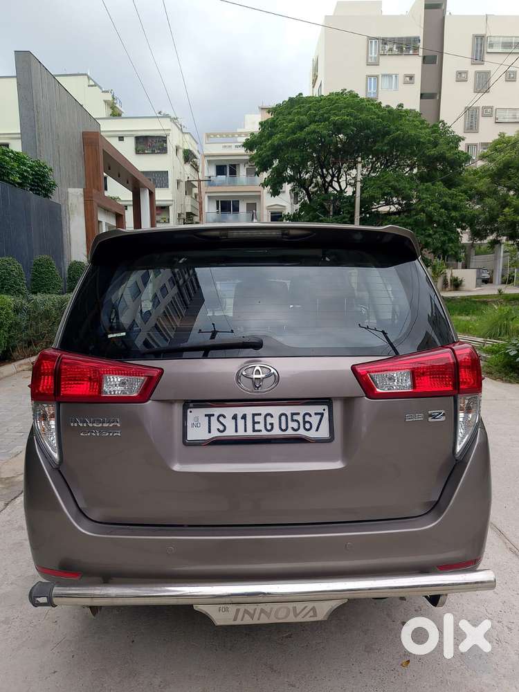 Toyota Innova Crysta 2.8z Automatic, 2016, Diesel