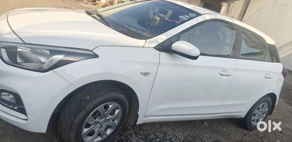 Hyundai E I20 2019cng Petrol 72000 Km Driven