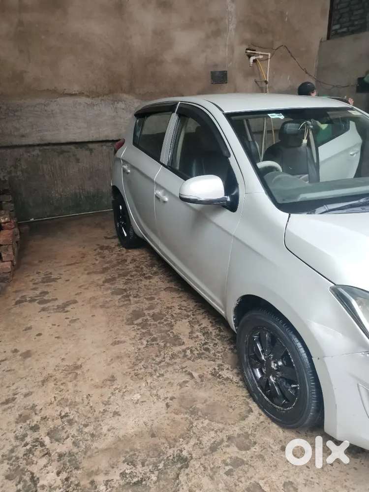 Hyundai I20 2012 Diesel Good Condition .