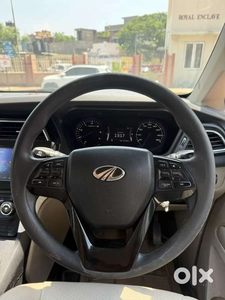 Mahindra Marazzo M8, 2019, Diesel