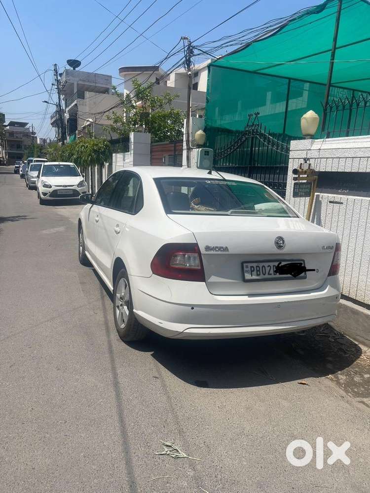 Skoda Rapid 2017 Diesel At Well Maintained