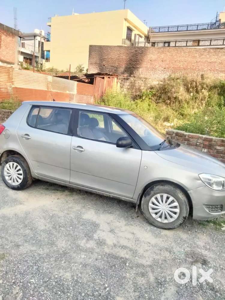 Skoda Fabia 2011 Petrol 120000 Km Driven
