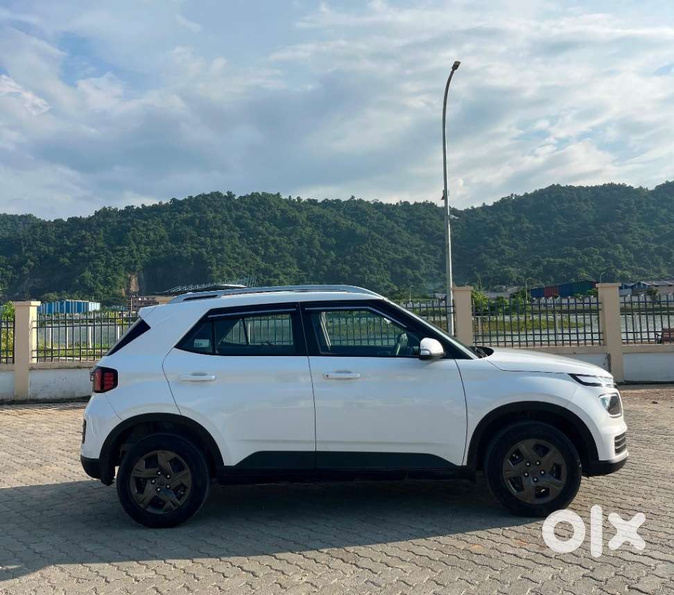 Hyundai Venue 1.2 S (o), 2025, Petrol