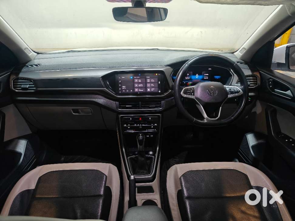 Volkswagen Taigun 1.0 Tsi Topline At, 2022, Petrol