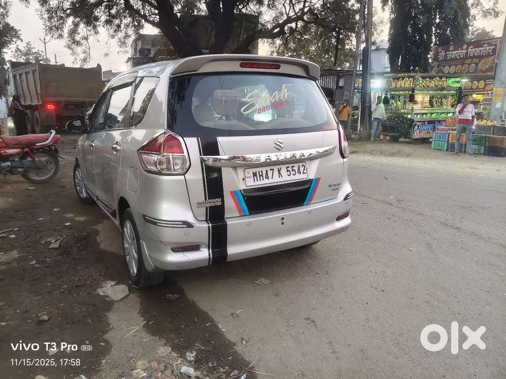 गाड़ी फुल कंडीशन में हैं