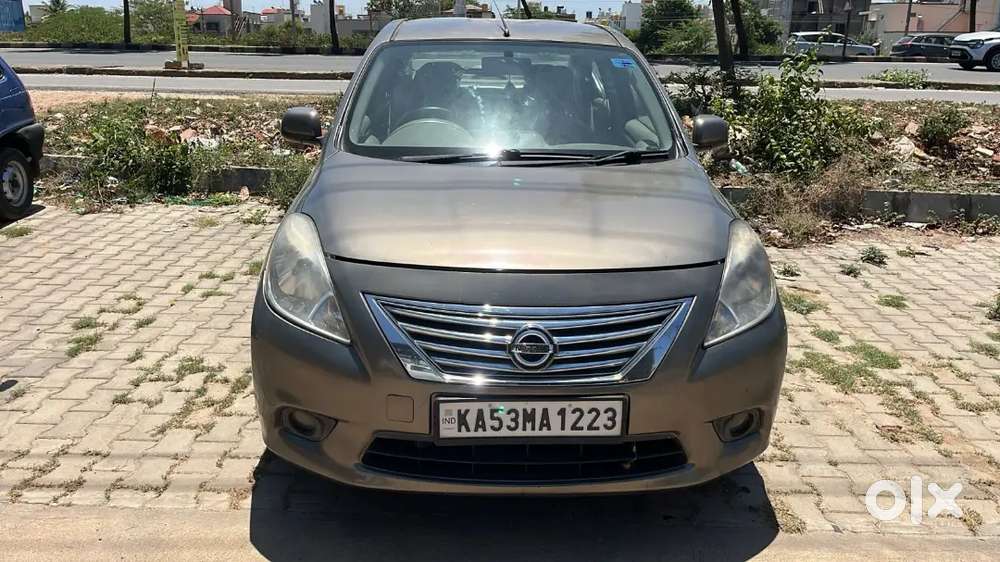 Nissan Sunny 2012 Diesel 120000 Km Driven
