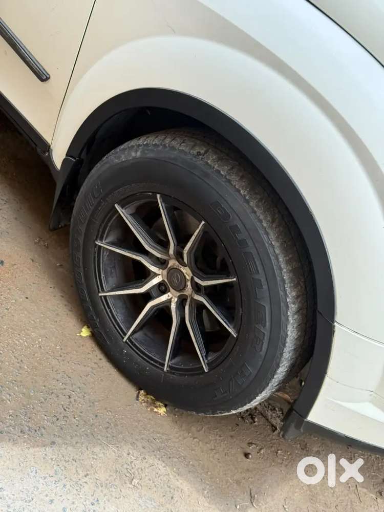 Mahindra Xuv500 2020 Diesel Well Maintained