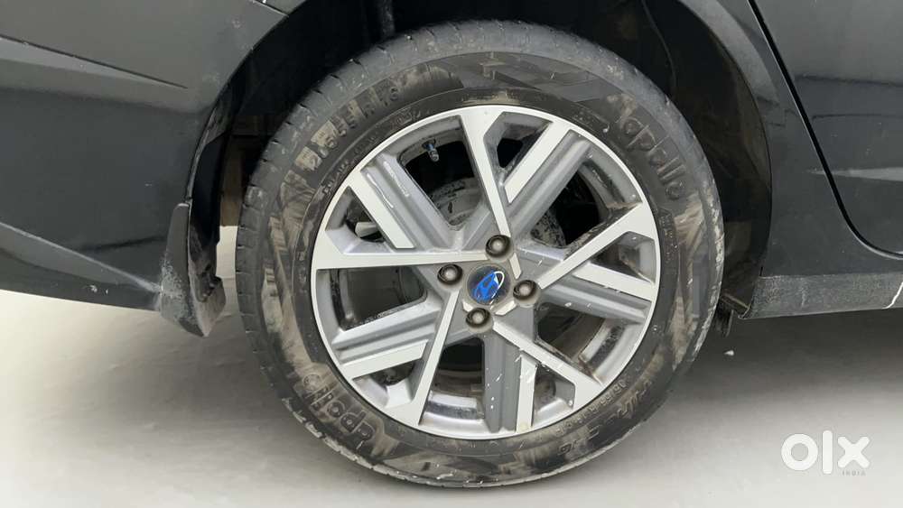Hyundai Verna Sx 1.5 Petrol Ivt, 2023, Petrol