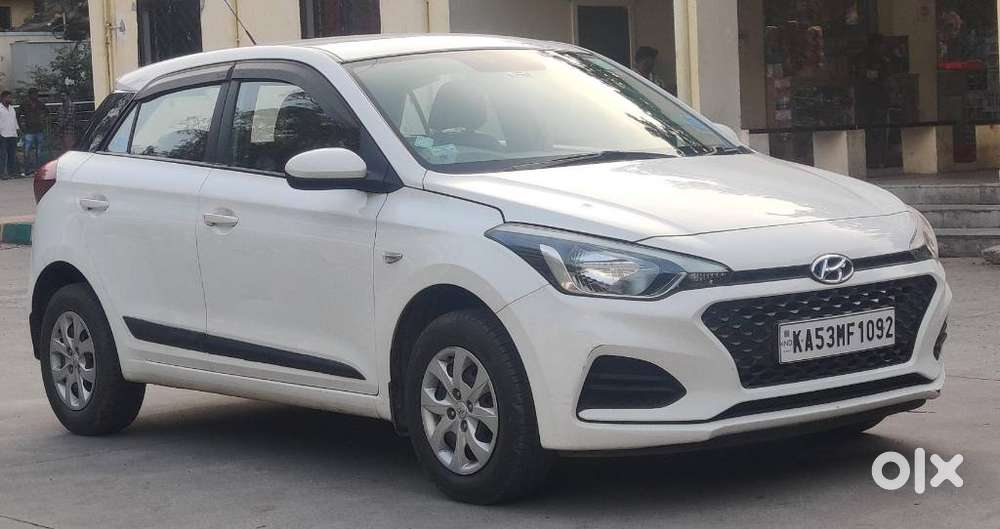 Hyundai I20 Petrol Cvt Magna Executive, 2018, Petrol