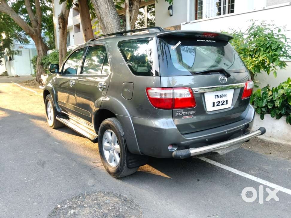 Toyota Fortuner 3.0 4x4 Manual, 2011, Diesel
