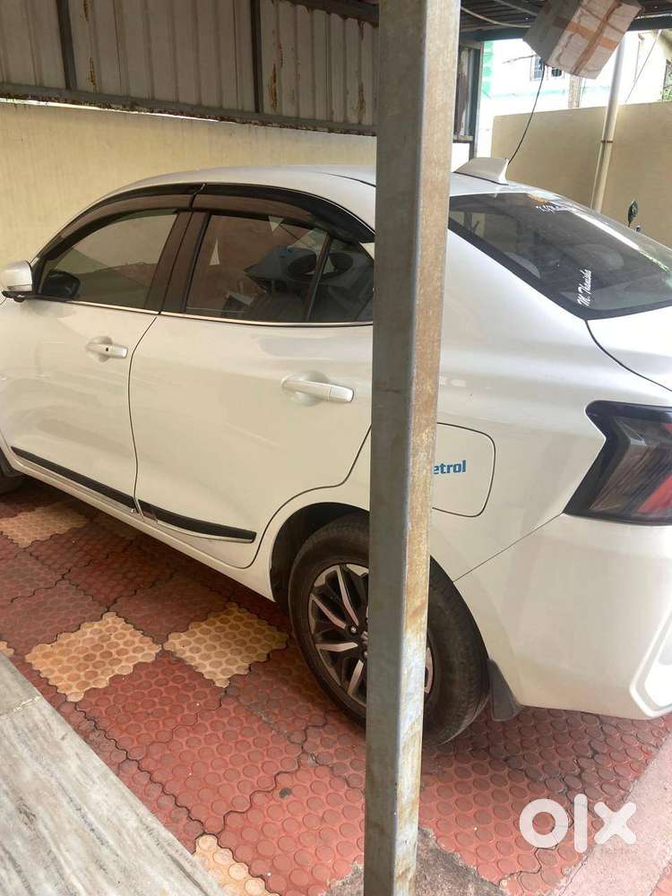 Maruti Suzuki New-gen Swift 2025 Petrol New Car